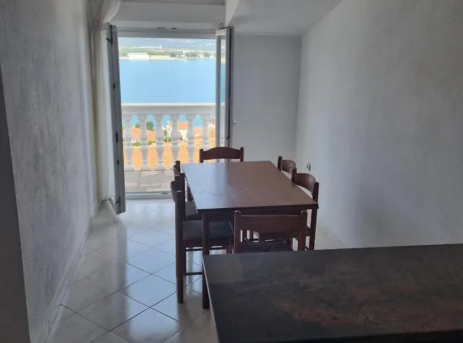 Nena In Dalmatia شقة *